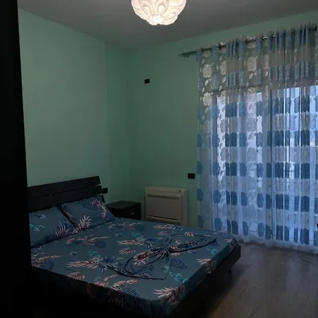 Lägenhet Irinnix Durrës